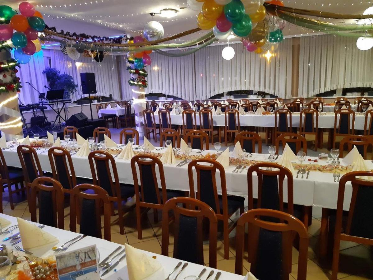 Hotel Imperial Gyogyszallo Es Gyogyfurdo Kiskoros Bagian luar foto