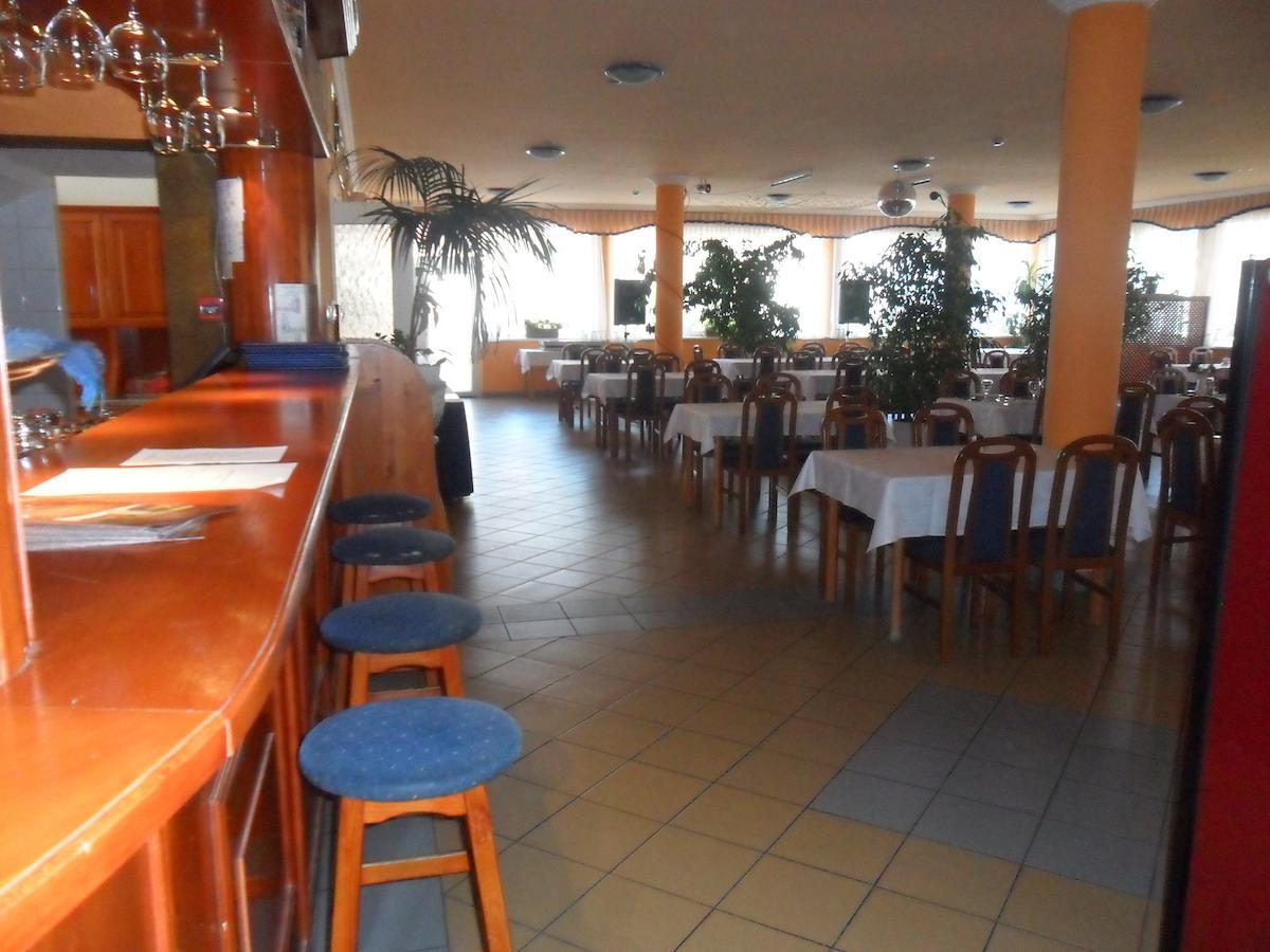 Hotel Imperial Gyogyszallo Es Gyogyfurdo Kiskoros Bagian luar foto